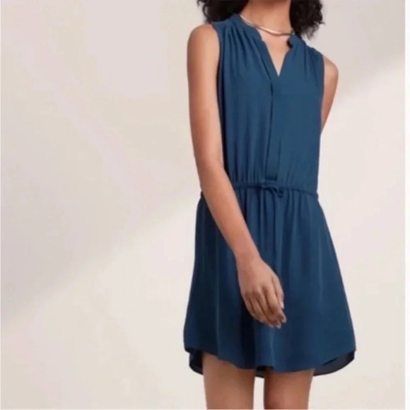 Babaton Aritzia Benedict 100% Silk Blue Pleated Mini Dress Tie Waist Size XS - Picture 1 of 10